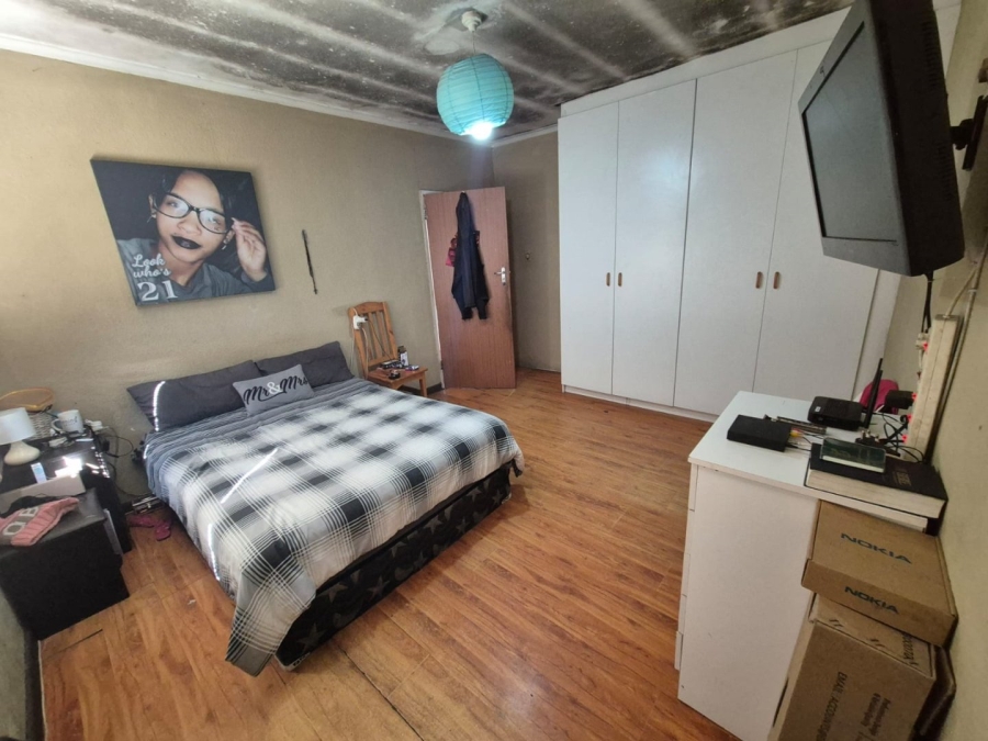2 Bedroom Property for Sale in Ravensmead Western Cape